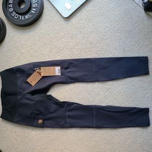 Fjallraven abisko tight. Small